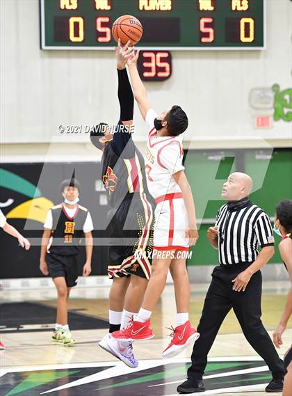 Thumbnail 1 in Knight vs. Paraclete photogallery.