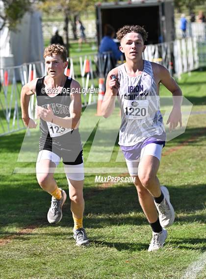 Thumbnail 2 in UIL Cross Country 1A Finals (5K) photogallery.