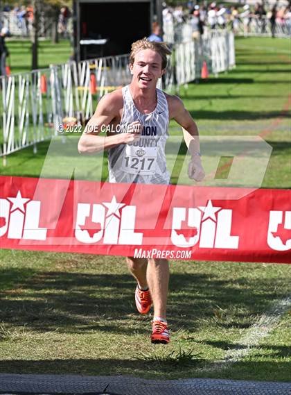 Thumbnail 2 in UIL Cross Country 1A Finals (5K) photogallery.