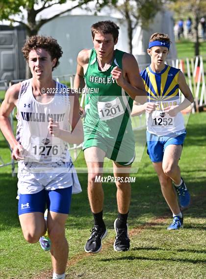 Thumbnail 2 in UIL Cross Country 1A Finals (5K) photogallery.