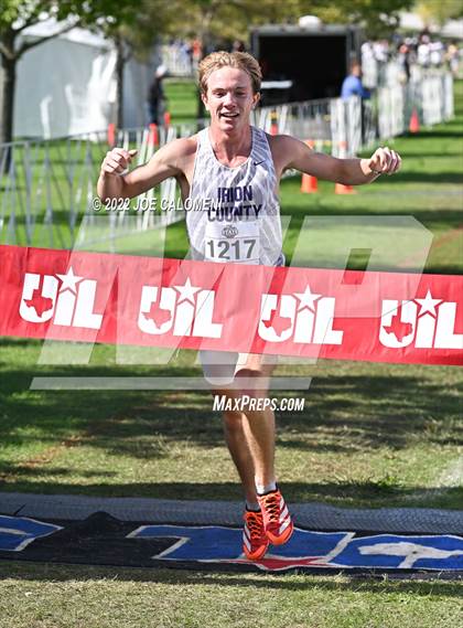 Thumbnail 3 in UIL Cross Country 1A Finals (5K) photogallery.