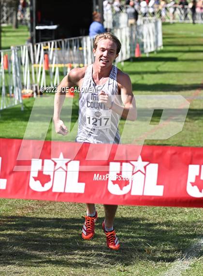 Thumbnail 3 in UIL Cross Country 1A Finals (5K) photogallery.