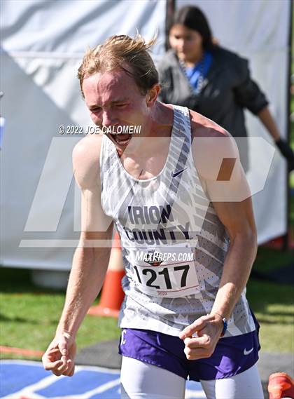 Thumbnail 2 in UIL Cross Country 1A Finals (5K) photogallery.