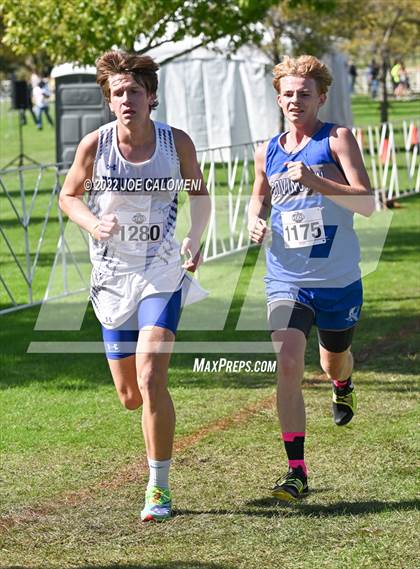 Thumbnail 3 in UIL Cross Country 1A Finals (5K) photogallery.
