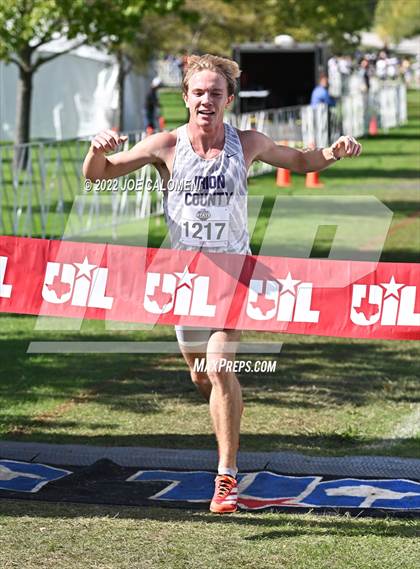 Thumbnail 1 in UIL Cross Country 1A Finals (5K) photogallery.