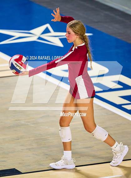 Thumbnail 1 in Memorial vs. Heights (UIL Volleyball 6A D2 Region 3 Bi-District) photogallery.
