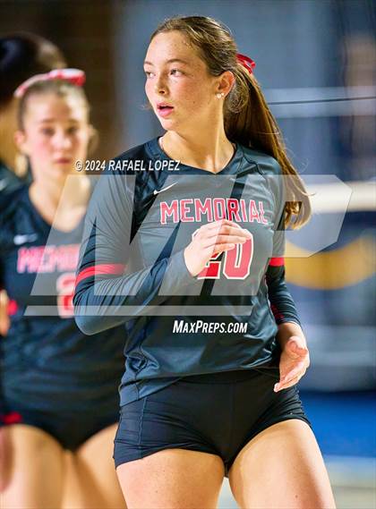 Thumbnail 2 in Memorial vs. Heights (UIL Volleyball 6A D2 Region 3 Bi-District) photogallery.