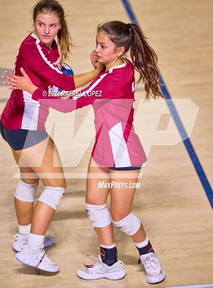Thumbnail 3 in Memorial vs. Heights (UIL Volleyball 6A D2 Region 3 Bi-District) photogallery.