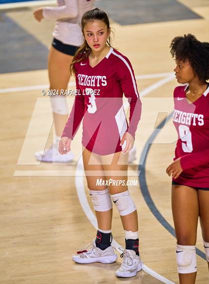 Thumbnail 2 in Memorial vs. Heights (UIL Volleyball 6A D2 Region 3 Bi-District) photogallery.