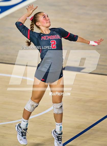 Thumbnail 1 in Memorial vs. Heights (UIL Volleyball 6A D2 Region 3 Bi-District) photogallery.