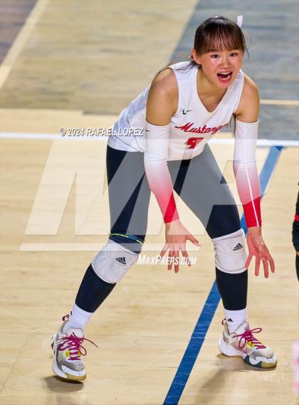 Thumbnail 1 in Memorial vs. Heights (UIL Volleyball 6A D2 Region 3 Bi-District) photogallery.