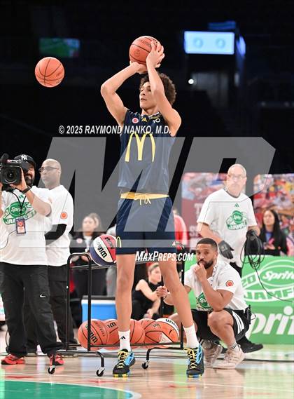 Thumbnail 3 in McDonald's All American Games (3 Point Shootout)  photogallery.