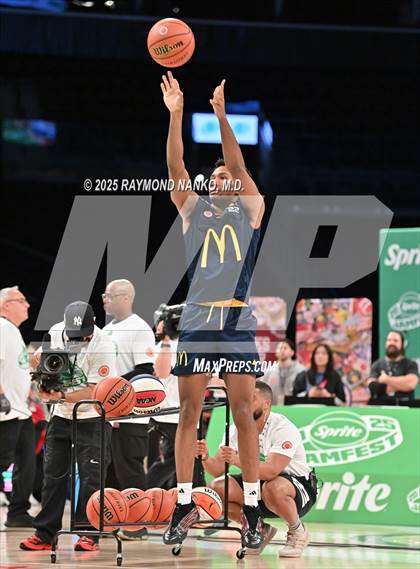 Thumbnail 3 in McDonald's All American Games (3 Point Shootout)  photogallery.