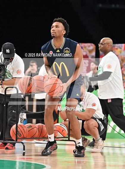 Thumbnail 3 in McDonald's All American Games (3 Point Shootout)  photogallery.
