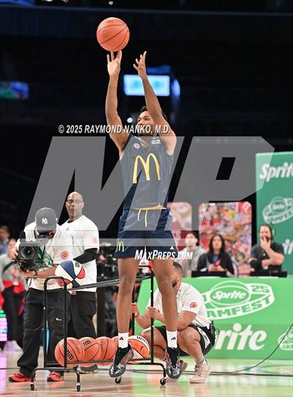Thumbnail 3 in McDonald's All American Games (3 Point Shootout)  photogallery.