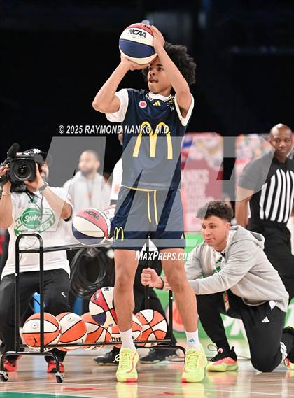 Thumbnail 2 in McDonald's All American Games (3 Point Shootout)  photogallery.