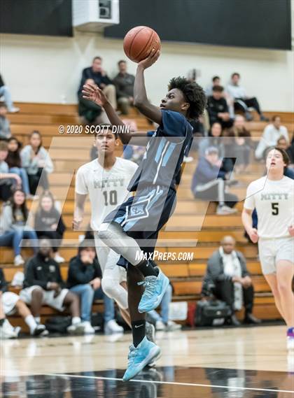 Thumbnail 1 in  Valley Christian @ Archbishop Mitty photogallery.