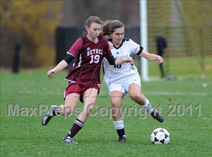 Thumbnail 1 in Bethel vs Barlow (CIAC Class L Quarterfinal) photogallery.