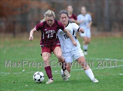 Thumbnail 2 in Bethel vs Barlow (CIAC Class L Quarterfinal) photogallery.