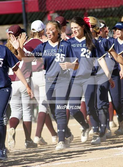 Thumbnail 1 in Mullen vs Berthoud (CHSAA 4A First Round Playoff) photogallery.
