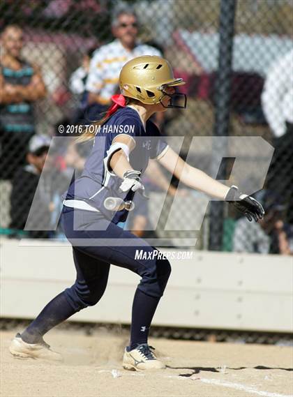 Thumbnail 1 in Mullen vs Berthoud (CHSAA 4A First Round Playoff) photogallery.