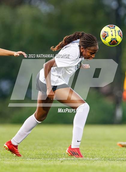 Thumbnail 1 in Penn @ Mishawaka Marian photogallery.