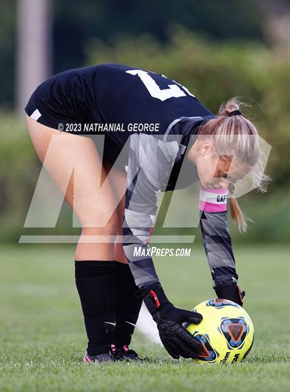 Thumbnail 1 in Penn @ Mishawaka Marian photogallery.