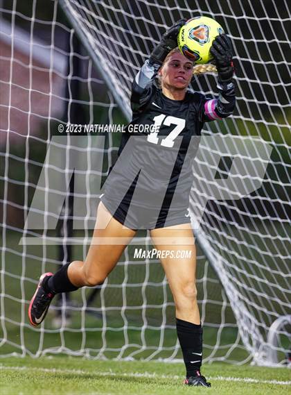 Thumbnail 1 in Penn @ Mishawaka Marian photogallery.