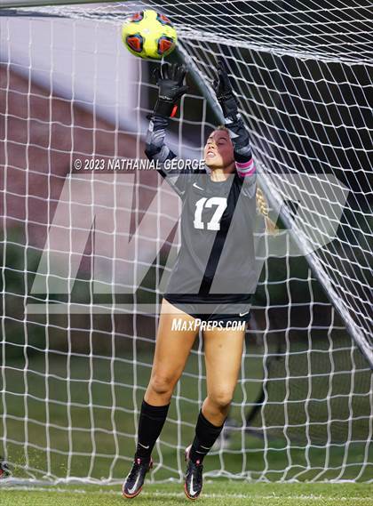 Thumbnail 2 in Penn @ Mishawaka Marian photogallery.