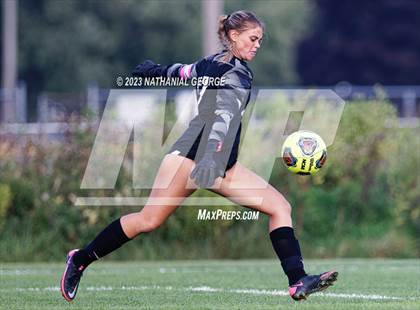 Thumbnail 2 in Penn @ Mishawaka Marian photogallery.