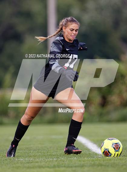 Thumbnail 3 in Penn @ Mishawaka Marian photogallery.