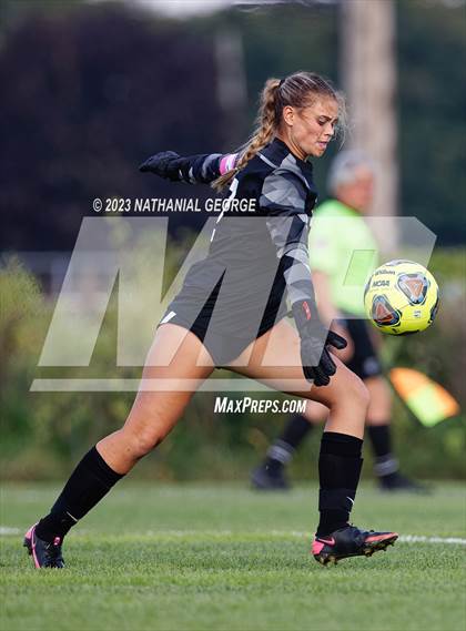 Thumbnail 3 in Penn @ Mishawaka Marian photogallery.