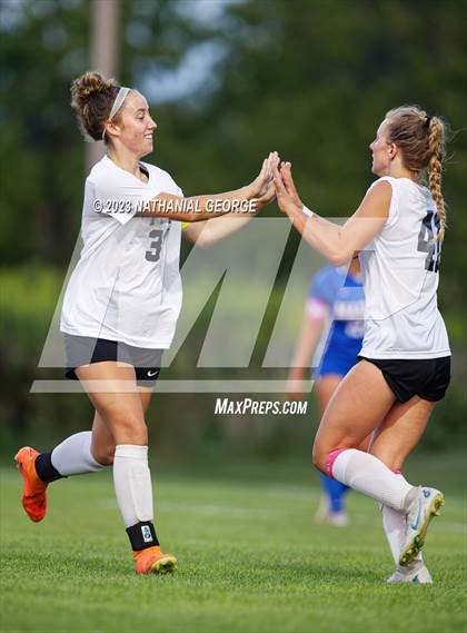 Thumbnail 2 in Penn @ Mishawaka Marian photogallery.