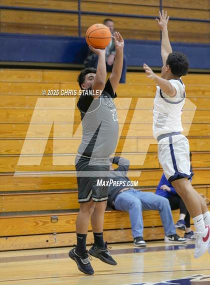 Thumbnail 1 in Sierra Linda vs Metro Tech (PXU Coyote Classic) photogallery.