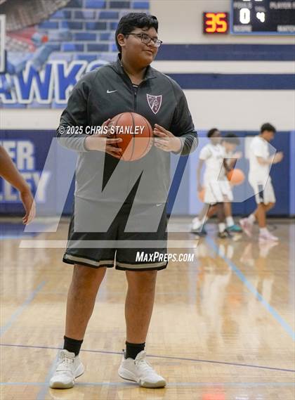 Thumbnail 3 in Sierra Linda vs Metro Tech (PXU Coyote Classic) photogallery.