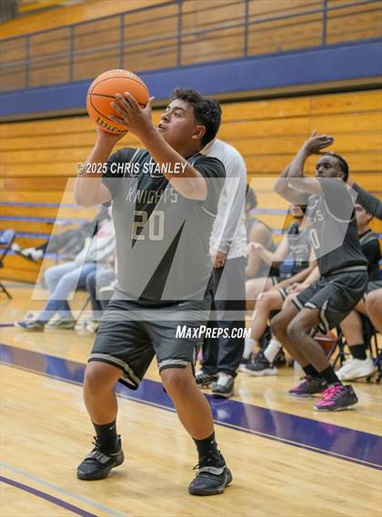 Thumbnail 1 in Sierra Linda vs Metro Tech (PXU Coyote Classic) photogallery.