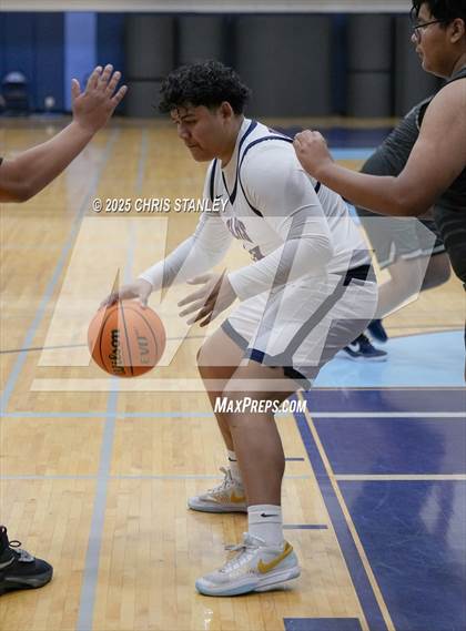 Thumbnail 1 in Sierra Linda vs Metro Tech (PXU Coyote Classic) photogallery.