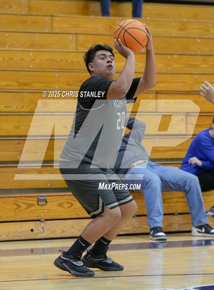 Thumbnail 3 in Sierra Linda vs Metro Tech (PXU Coyote Classic) photogallery.