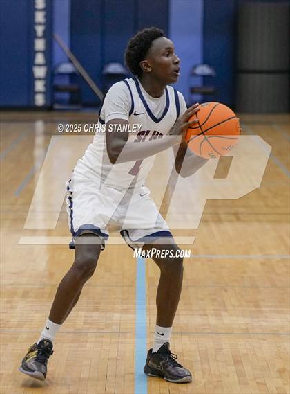 Thumbnail 2 in Sierra Linda vs Metro Tech (PXU Coyote Classic) photogallery.