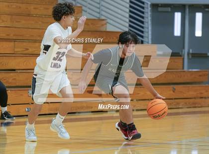 Thumbnail 2 in Sierra Linda vs Metro Tech (PXU Coyote Classic) photogallery.