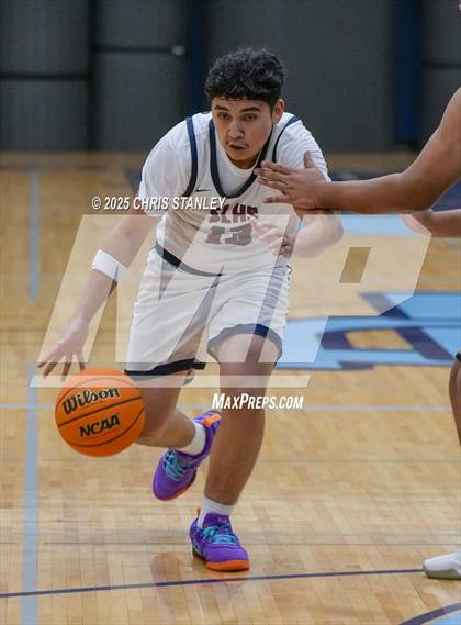 Thumbnail 1 in Sierra Linda vs Metro Tech (PXU Coyote Classic) photogallery.