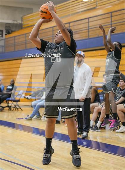 Thumbnail 2 in Sierra Linda vs Metro Tech (PXU Coyote Classic) photogallery.