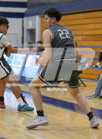 Thumbnail 2 in Sierra Linda vs Metro Tech (PXU Coyote Classic) photogallery.