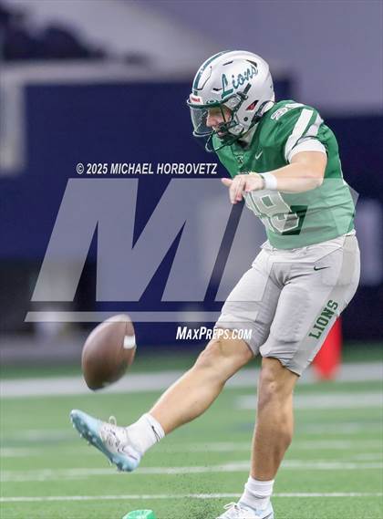 Thumbnail 1 in Reedy vs. Highland Park (UIL 5A D1 Area) photogallery.