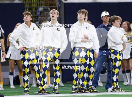 Thumbnail 2 in Reedy vs. Highland Park (UIL 5A D1 Area) photogallery.