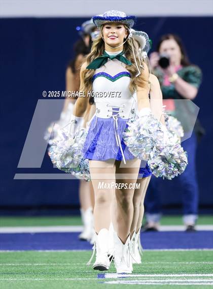 Thumbnail 2 in Reedy vs. Highland Park (UIL 5A D1 Area) photogallery.