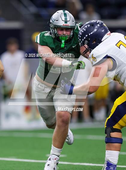 Thumbnail 2 in Reedy vs. Highland Park (UIL 5A D1 Area) photogallery.