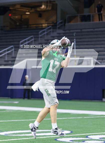 Thumbnail 3 in Reedy vs. Highland Park (UIL 5A D1 Area) photogallery.