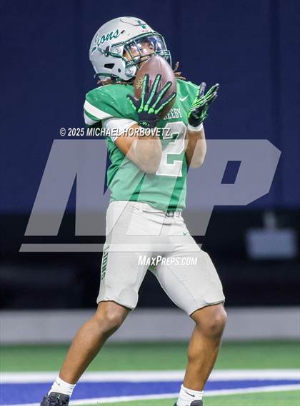 Thumbnail 2 in Reedy vs. Highland Park (UIL 5A D1 Area) photogallery.