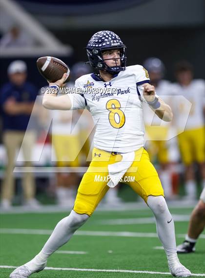 Thumbnail 1 in Reedy vs. Highland Park (UIL 5A D1 Area) photogallery.